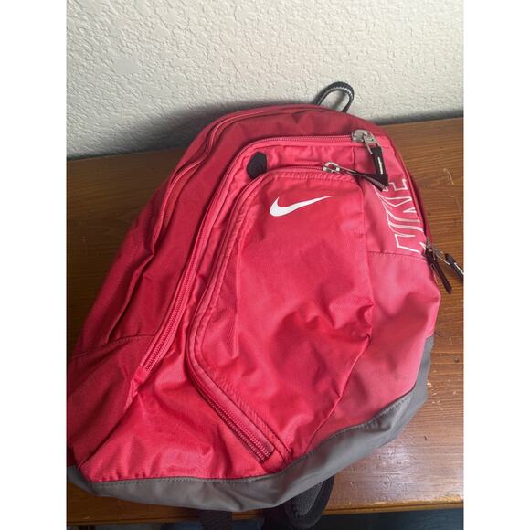 Nike Retro Sling Crossbody Backpack Hot Pink Red Single Shoulder - Picture 4 of 10